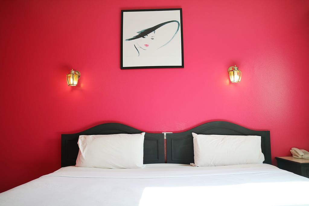 Ava Hotel Phitsanulok Eksteriør billede